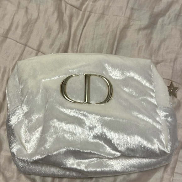 Dior Pouch - Picture 1 of 2